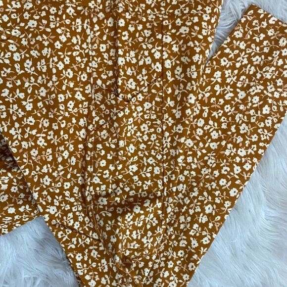 NWT Lou & grey the ponte pocket leggings Xs - Picture 4 of 6